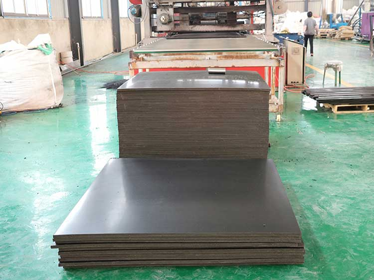 PP板材加工车间